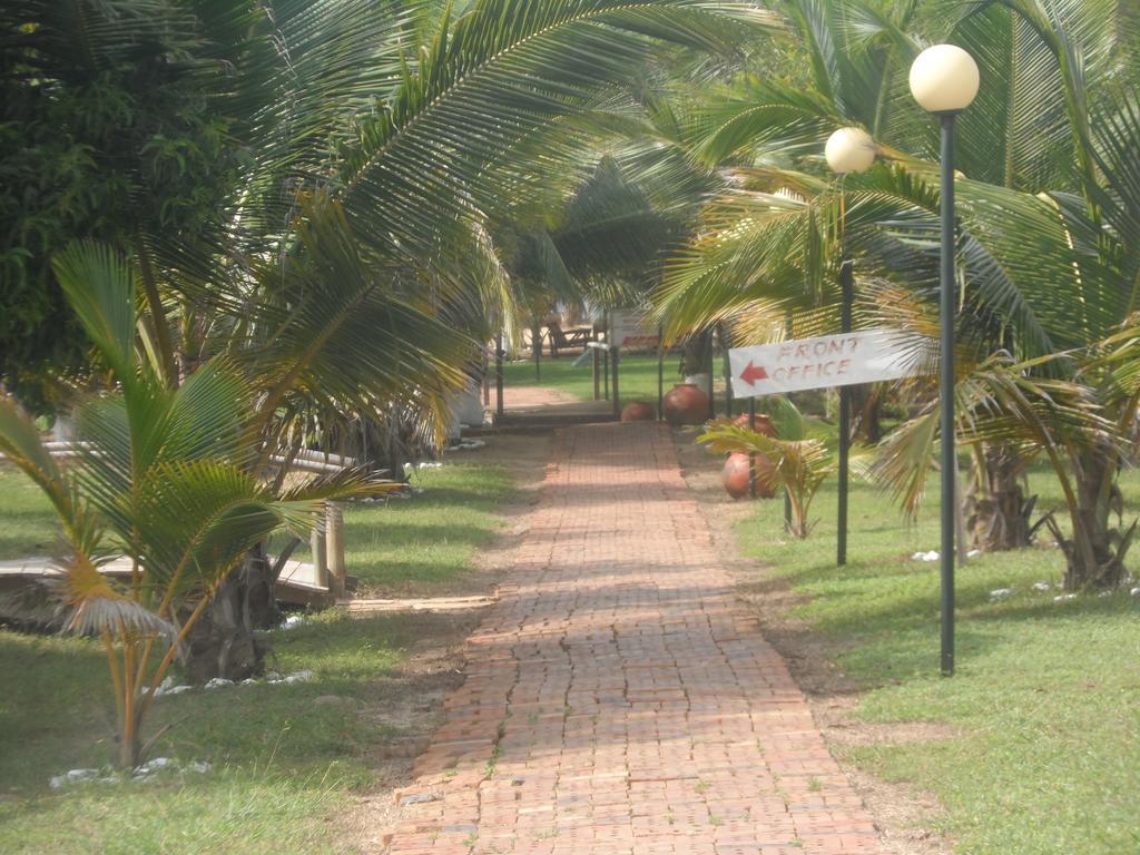 Legacy Tribe Beach Resort Prampram Zewnętrze zdjęcie